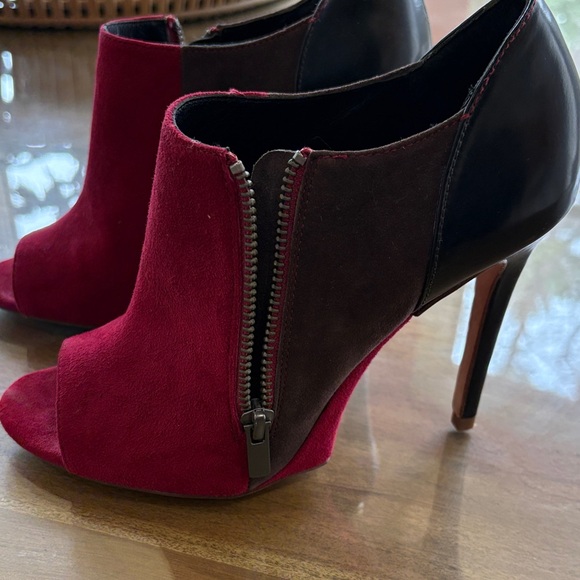Elie Tahari Burgundy and Black Suede Peep-Toe Ankle Booties - Picture 3 of 5